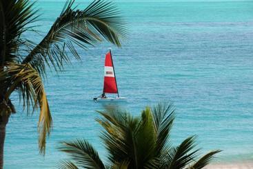 هتل Grace Bay Club