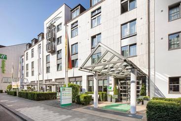 هتل Holiday Inn Düsseldorf  Hafen