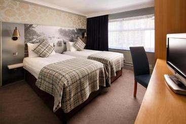 هتل Mercure London Watford