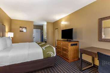 هتل Quality Inn & Suites Westminster Seal Beach