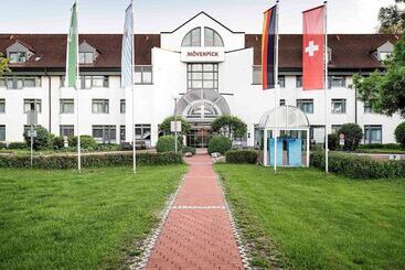 Mövenpick Hotel München Airport