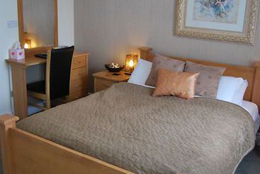 هتل Olivers Lodge