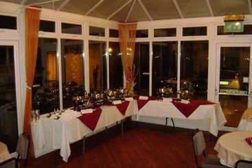 هتل Olivers Lodge