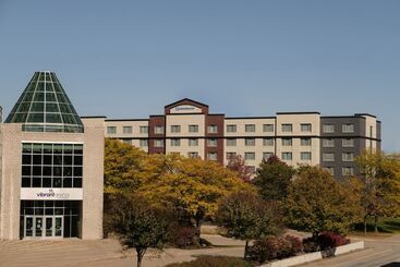 هتل Wyndham Moline On John Deere Commons