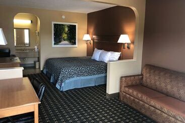 Отель Days Inn By Wyndham Columbus