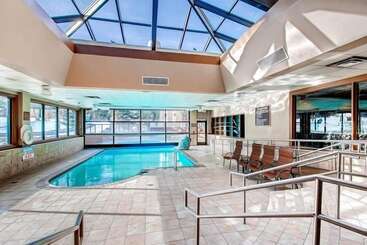 هتل Village At Breckenridge Resort