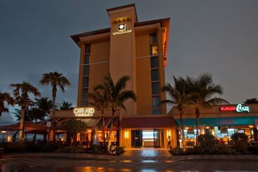 فندق Wyndham Deerfield Beach Resort