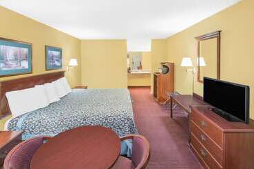 فندق على الطريق Travel Inn North Little Rock