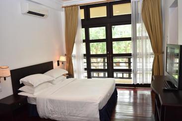 هتل Bintan Lagoon Resort