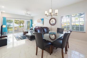 هتل Grandview Condominiums