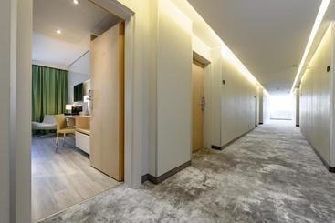 هتل Mercure  Bristol Stuttgart Sindelfingen