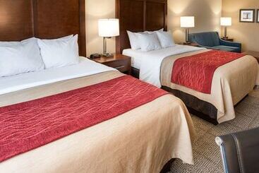هتل Comfort Inn West