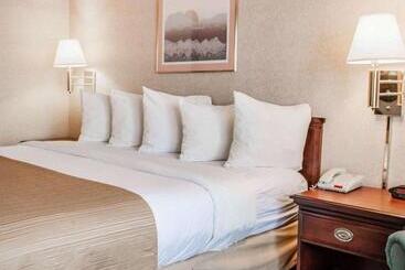فندق Quality Inn