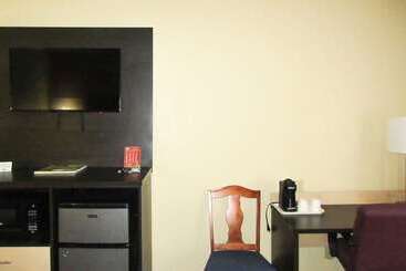 בית מלון כפרי Quality Inn & Suites