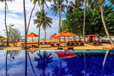 استراحتگاه Calamander Unawatuna Beach