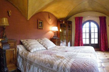 Chateau Hotel La Vignette Haute