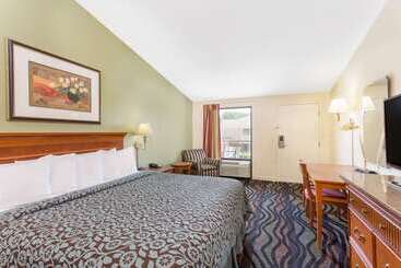 فندق Days Inn By Wyndham Florence/i95 North