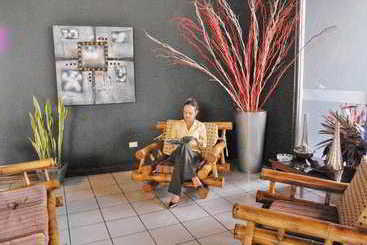 هتل Garden Court Express San José Downtown