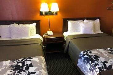 Hotel Budget Host Inn