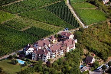 فندق Kanzel Residence Et Suite