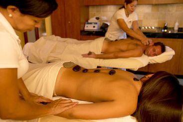 هتل Tierra del Sol Resort, Spa & Country Club