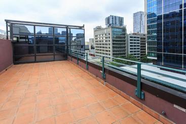 Paramount Serviced Apartments