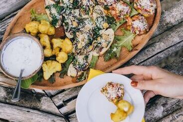 בית מלון כפרי Blancaneaux Lodge by Francis Ford Coppola