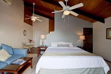 Mata Rocks Resort