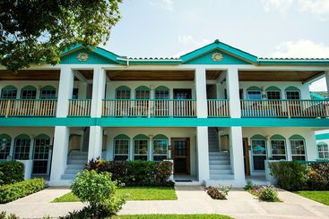Banyan Bay Suites