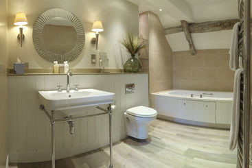 هتل Calcot  & Spa