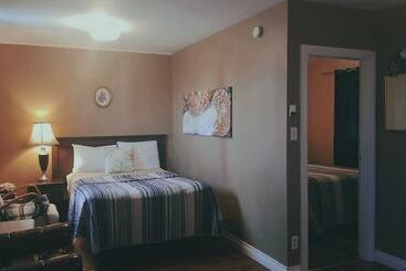 Westview Motel