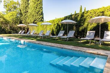 هتل Restaurant & Spa La Magdeleine Mathias Dandine