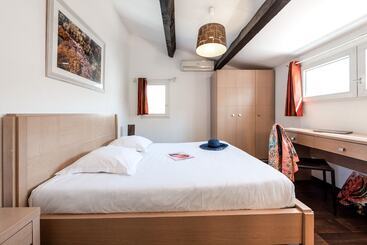 هتل Zenitude Hôtel Résidences Mandelieu La Napoule