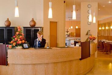 アパートホテル Dormero Hotel Hannover Langenhagen Airport