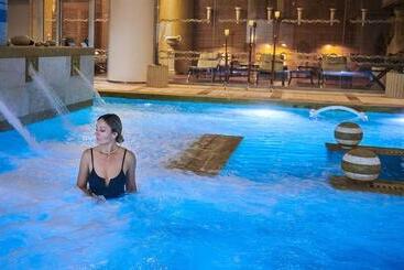 בית מלון כפרי Divani Apollon Palace & Thalasso