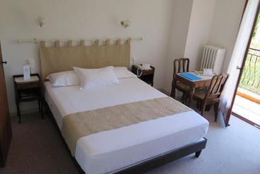 هتل Hôtel Cap Soleil