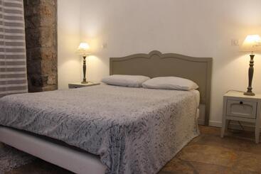 בית מלון כפרי Hôtel Burlatis