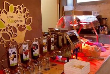 هتل Allegroitalia Espresso Darsena