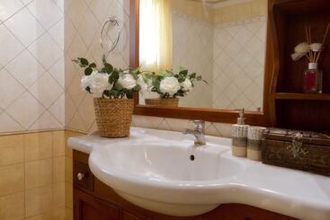 آپارتمانهای توریستها Villa Caramel