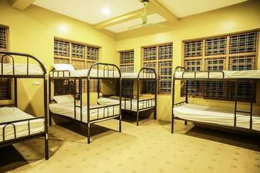 Lux Pillow Hostel City Centre