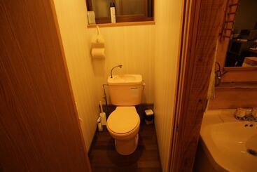 Cotonoha Guesthouse   Hostel