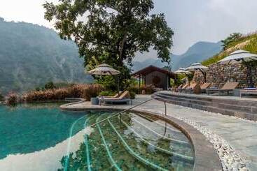 בית מלון כפרי Taj Rishikesh Resort & Spa, Uttarakhand