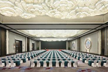 هتل Wanda Vista Wuxi