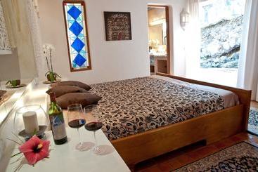 El Refugio Appartments & Villa