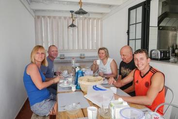 فندق صغير Surfers Retreat
