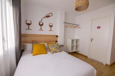 تختخواب و صبحانه Tinto Dreams Hostel
