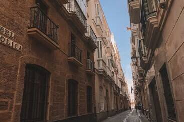 Pension Apodaca Rooms