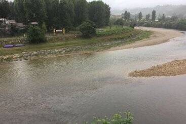 بنسيون Hostal Café Español