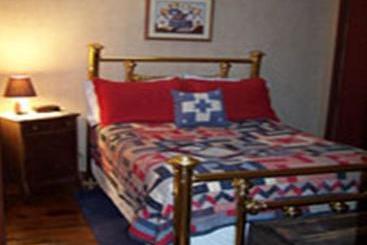 تختخواب و صبحانه The Inn At Narrows Creek