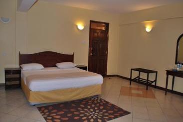 هتل Parkview Inn